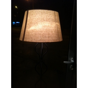 Podna lampa